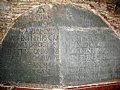 Tibbermore Church, memorial